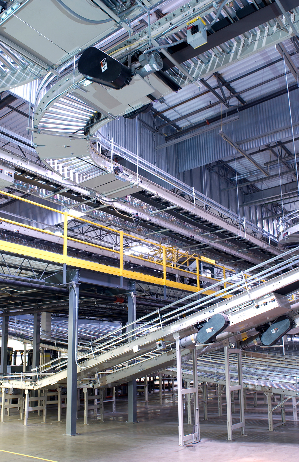Conveyor Systems in Warehouse