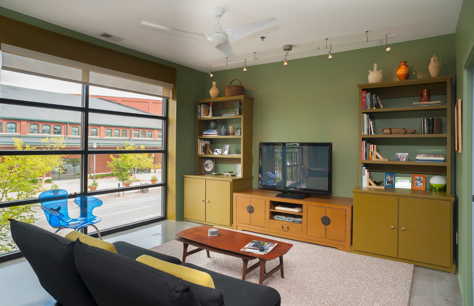 Condominium, Louisville, KY